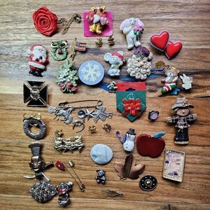 Assorted Holiday Pin Brooch Tac Pin Grab Bag